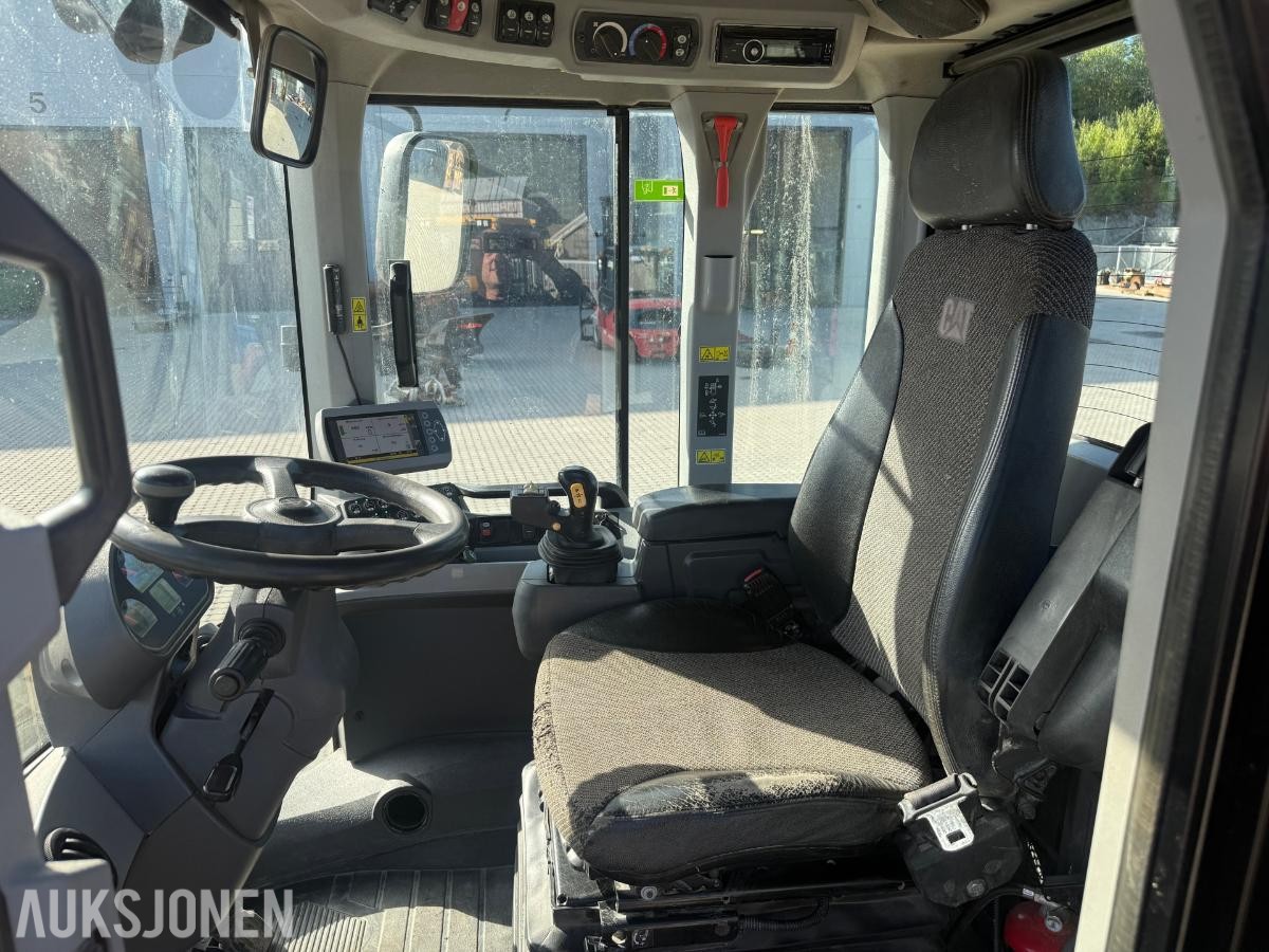 2014 Cat 938K HJULLASTER SERVICEAVTALE VELHOLDT SKUFF HUDRAULISK PALLEGAFFEL SENTRALSMØRING
