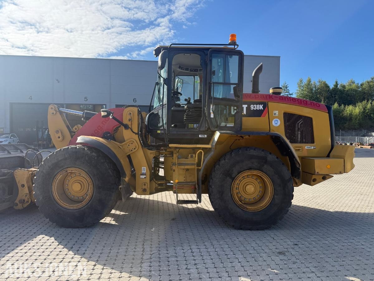 2014 Cat 938K HJULLASTER SERVICEAVTALE VELHOLDT SKUFF HUDRAULISK PALLEGAFFEL SENTRALSMØRING