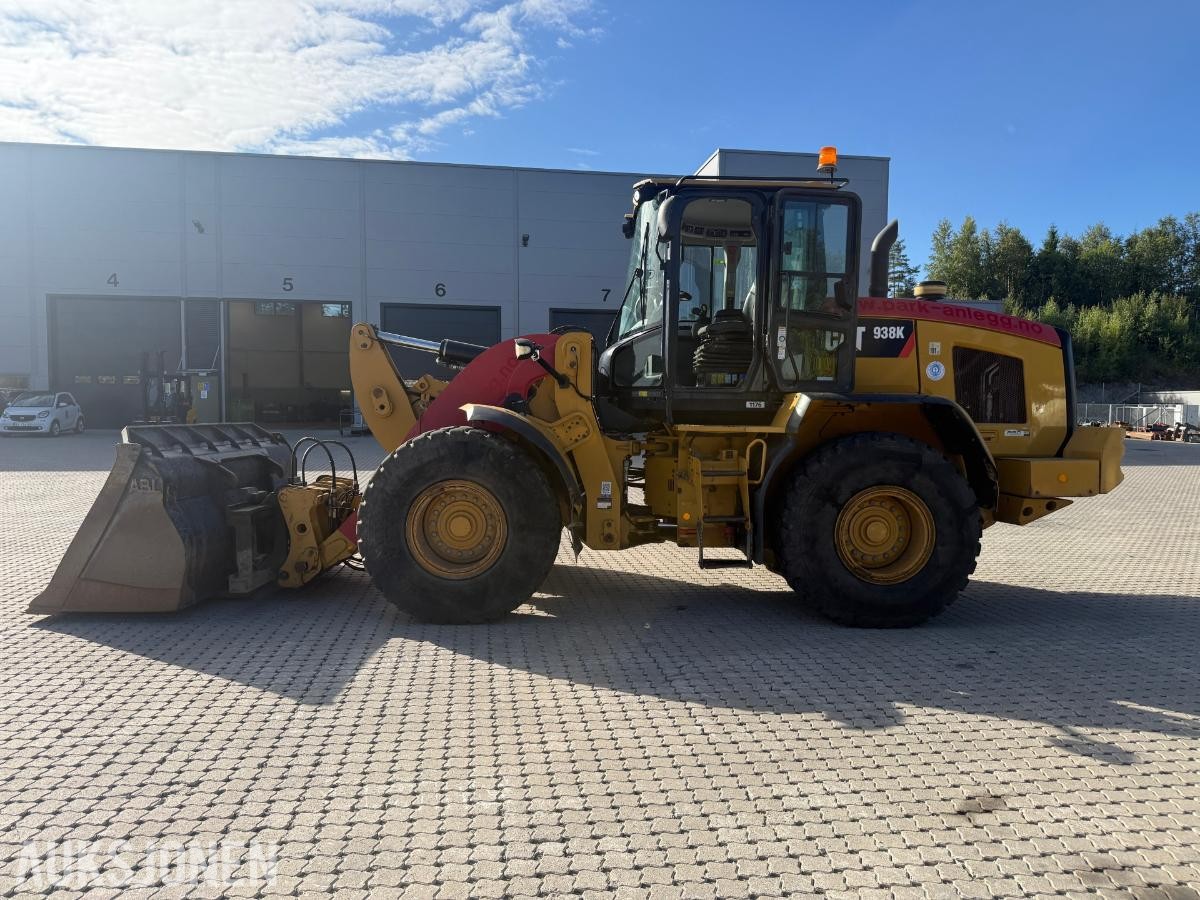 2014 Cat 938K HJULLASTER SERVICEAVTALE VELHOLDT SKUFF HUDRAULISK PALLEGAFFEL SENTRALSMØRING