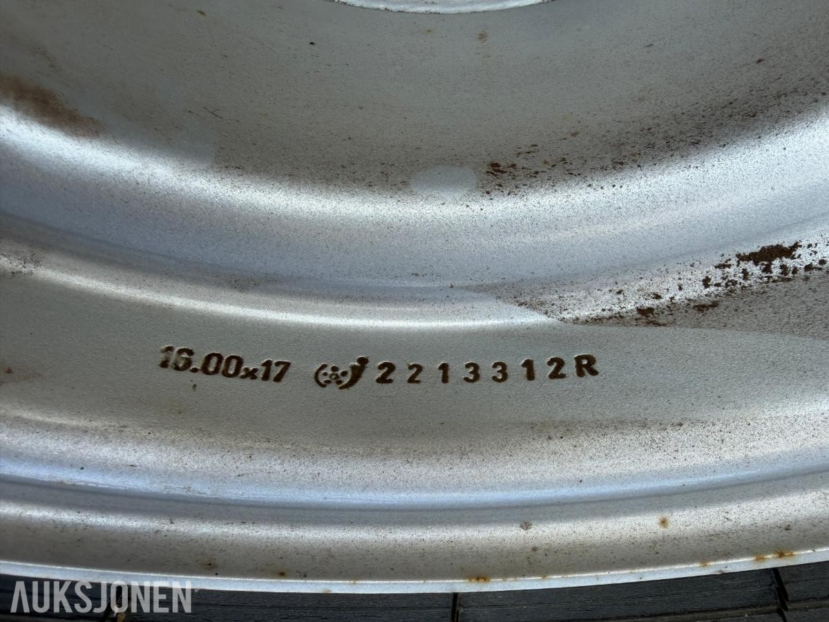 4 stk. BKT FL693M 500/50 R17 dekk på felg