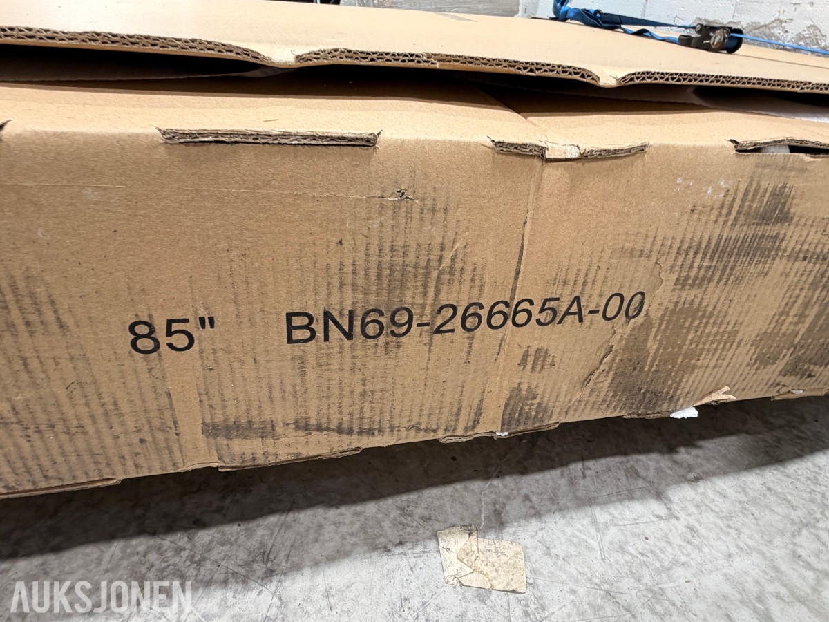 Samsung QB85C 85" 4K UHD Professional Display