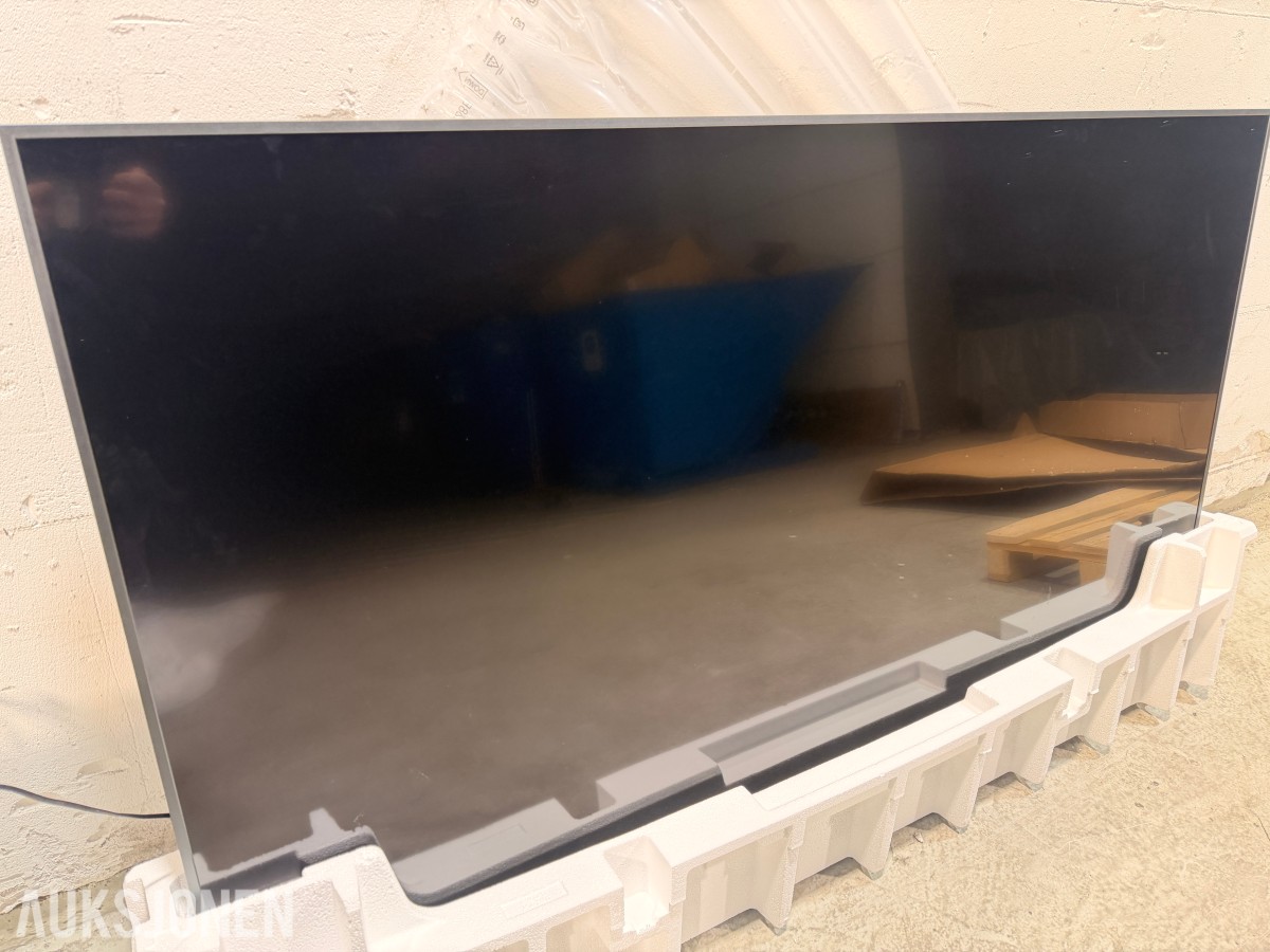 Samsung QB85C 85" 4K UHD Professional Display
