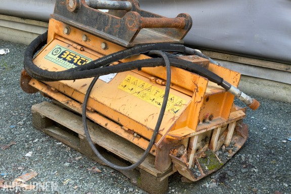 Berti TBM/SB 120 hydraulisk krattknuser, kombifeste S60/S70