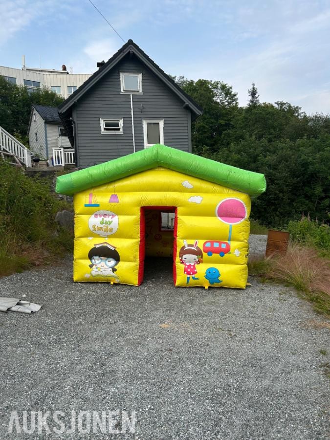 Oppblåsbart Lekehus