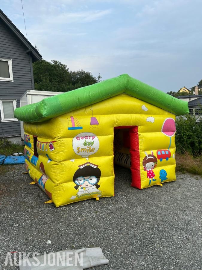 Oppblåsbart Lekehus
