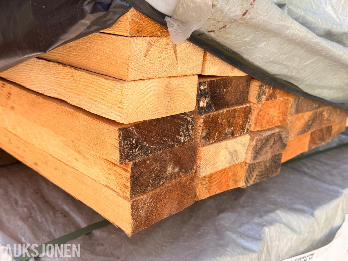 Bergene Holm furu 38x100 mm – 260 stk. / 3,90 m