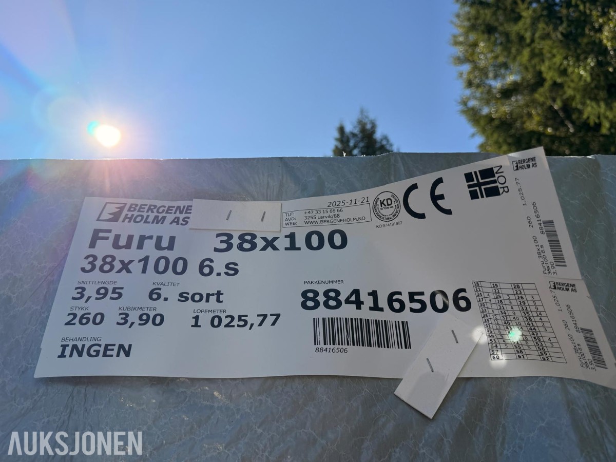 Bergene Holm furu 38x100 mm – 260 stk. / 3,90 m