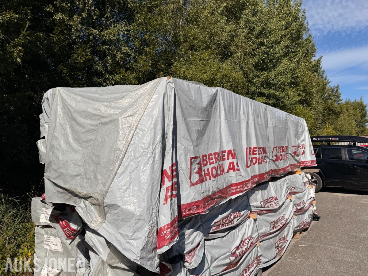 Bergene Holm furu 38x100 mm – 260 stk. / 3,90 m