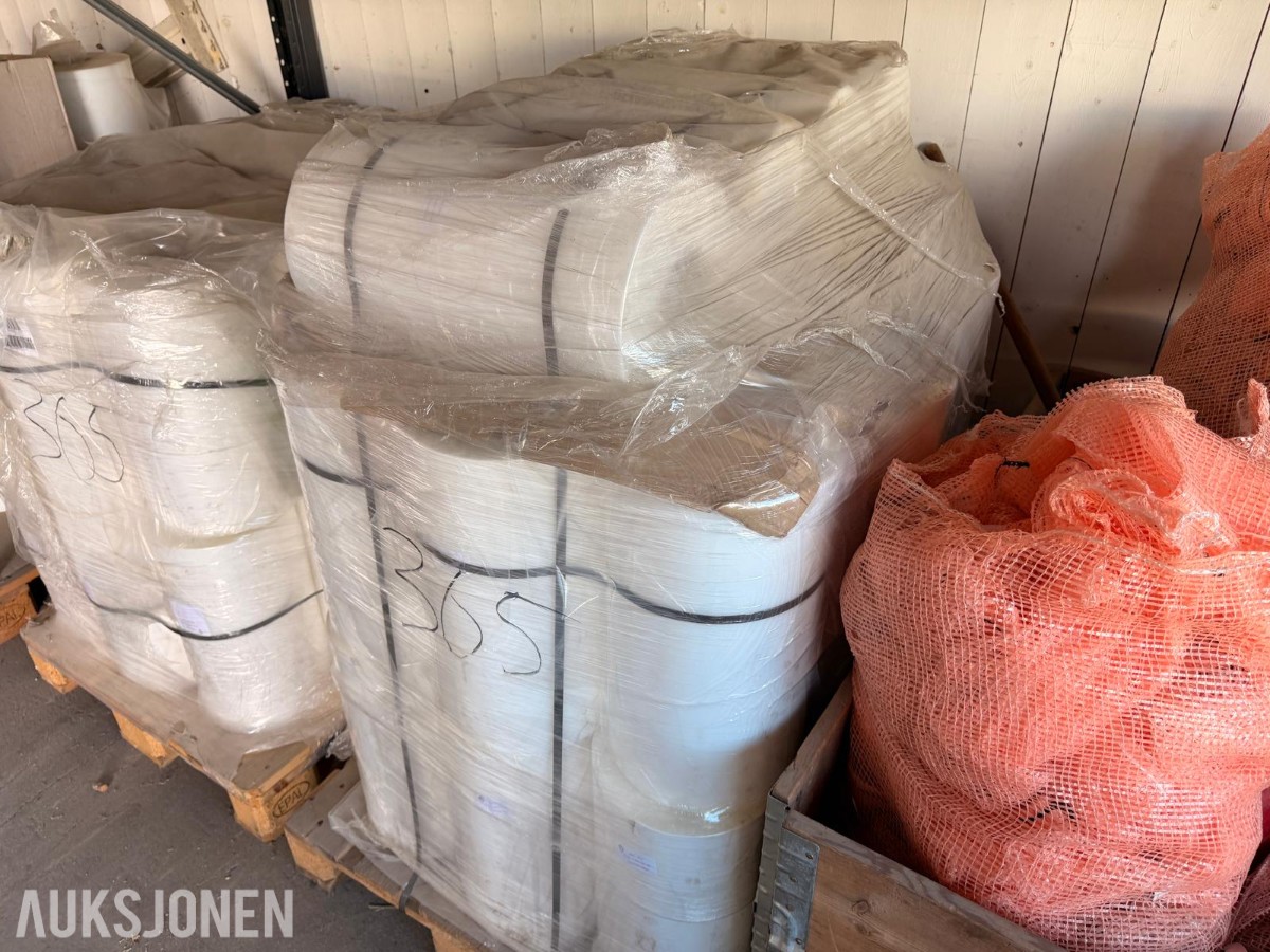 Parti med LDPE plastbånd / smeltestrips til banderingsmaskin