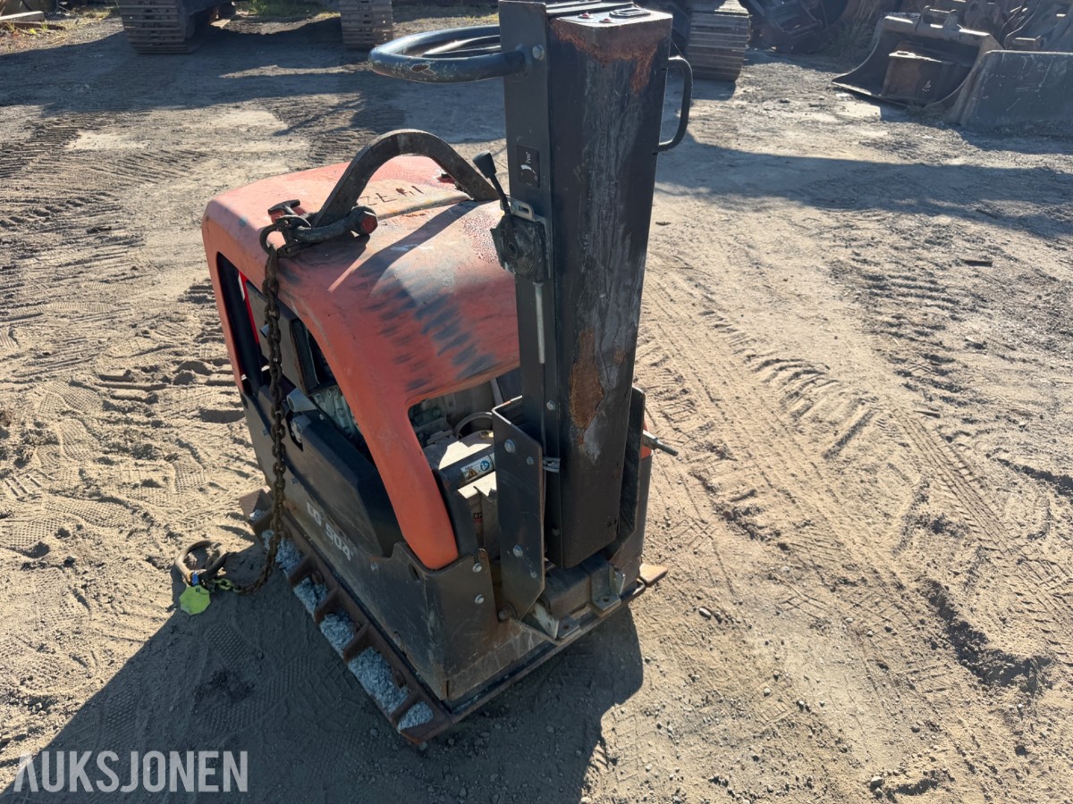 2023 Husqvarna LG 504 reversibel vibroplate – 256 timer