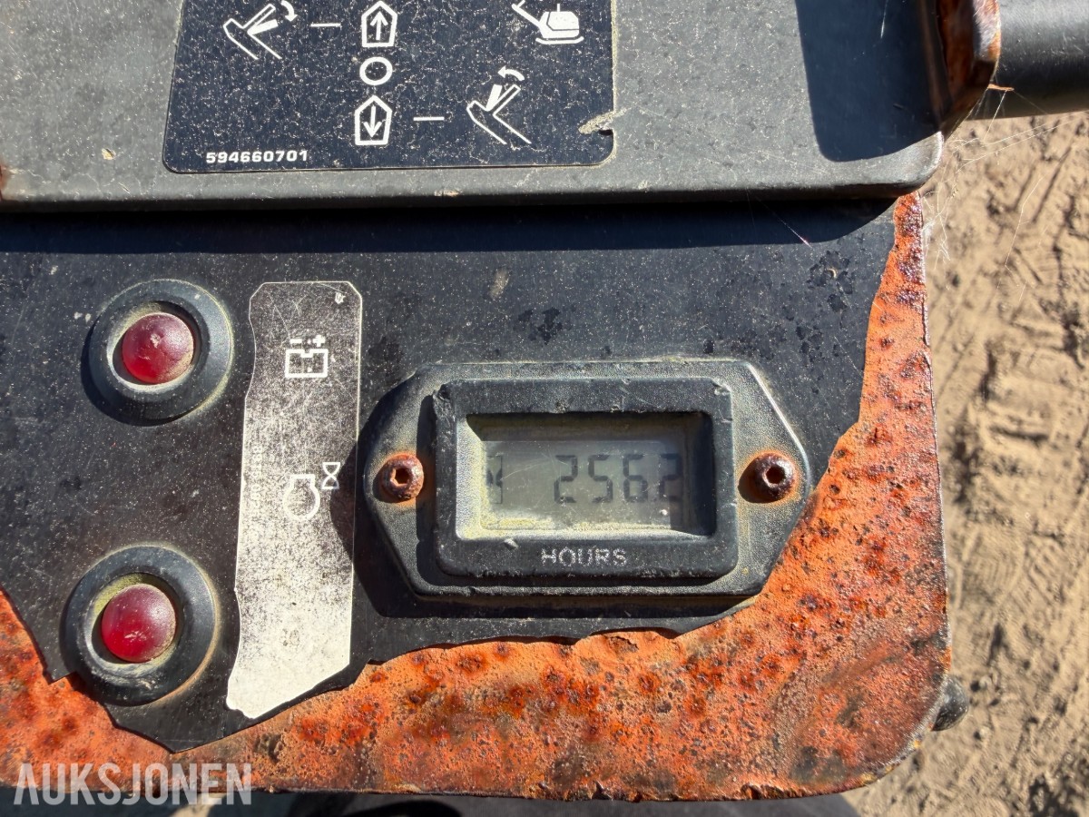 2023 Husqvarna LG 504 reversibel vibroplate – 256 timer