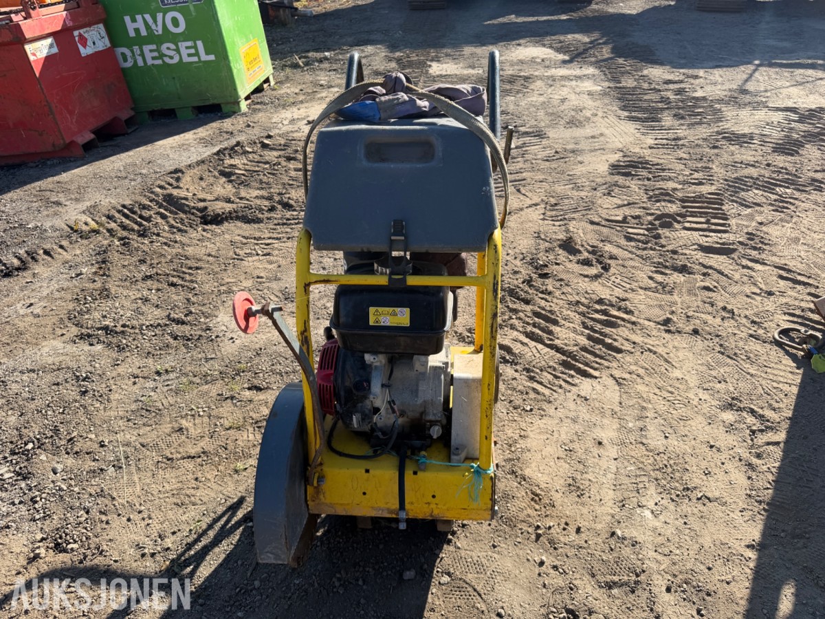 2011 Wacker Neuson BFS 1345AB gulvsag