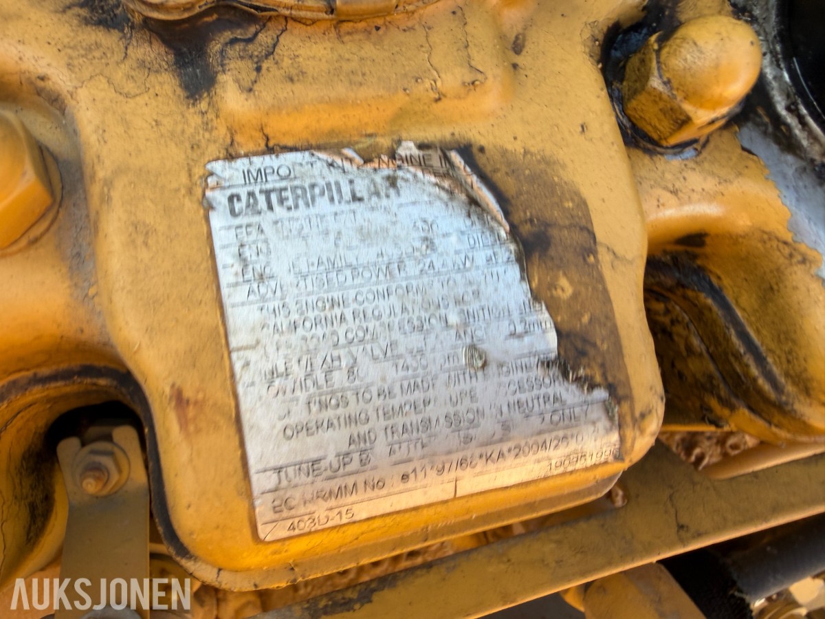 2014 Caterpillar CB24 tandemvals