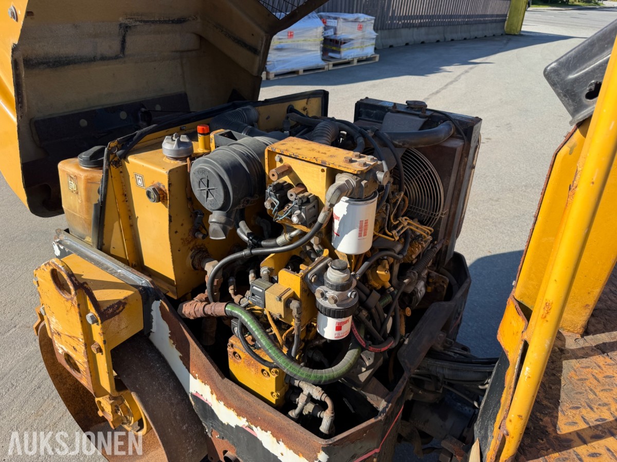 2003 Caterpillar CB-224D tandemvals