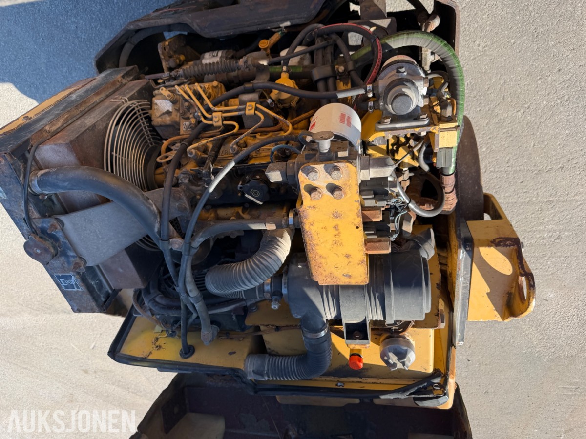 2003 Caterpillar CB-224D tandemvals