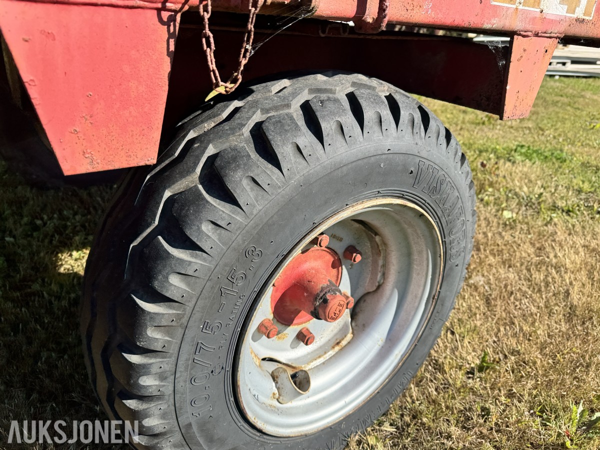 Welger EL 41 - selvlastende pickup-henger