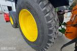 2018 John Deere 5125R Traktor - Tokvam frontplog - Schmidt Traxos CR35 Spreder - Timer: 3500