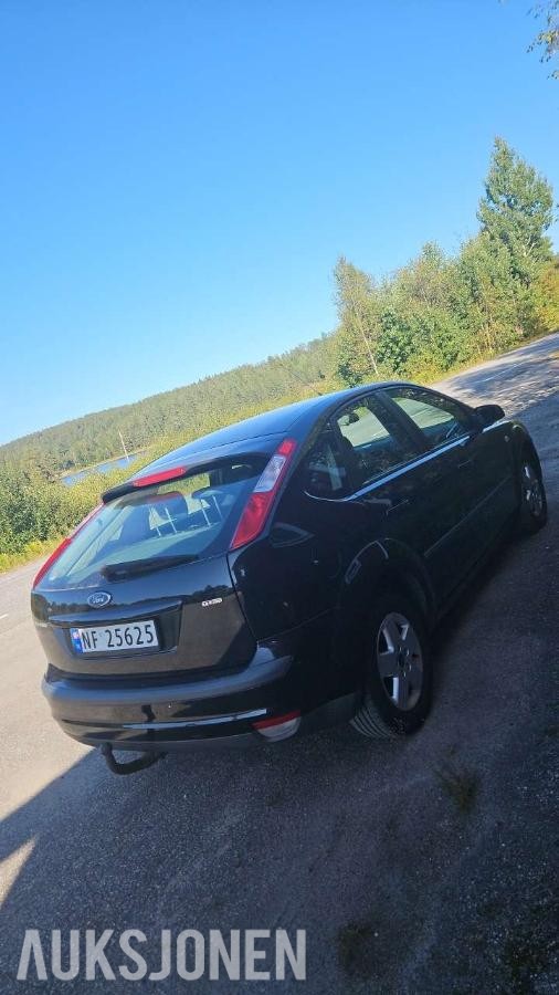 2007 Ford Focus 1.6 109hk hengerfeste fri omreg