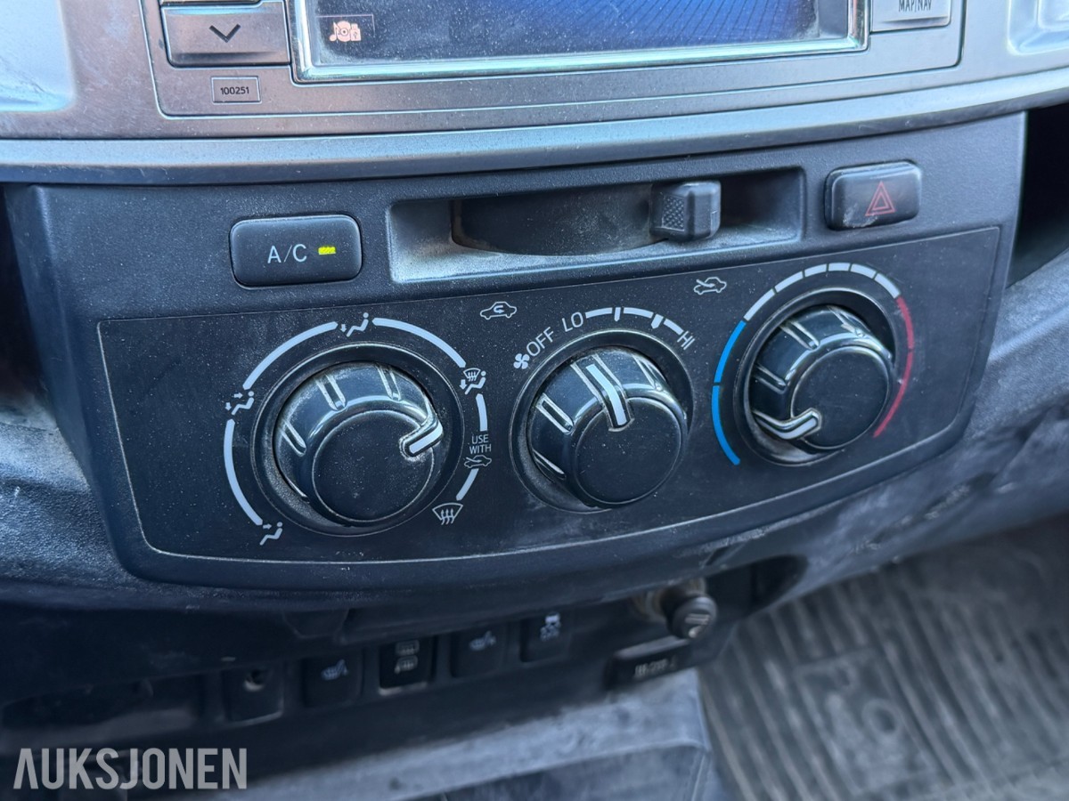 2015 Toyota HILUX 2.5-144 D 4WD, 141251KM, NETTOPP EU GODKJENT