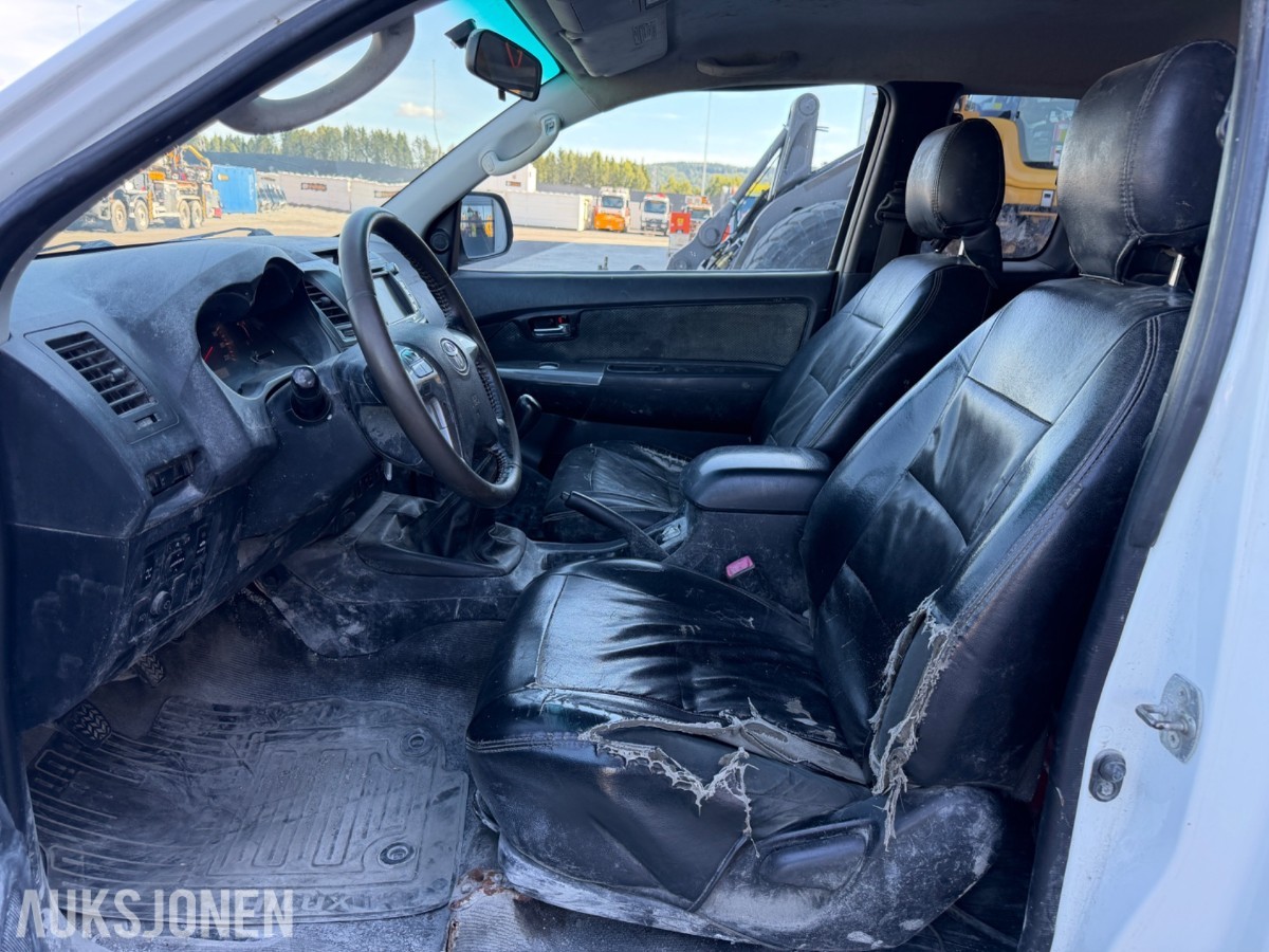 2015 Toyota HILUX 2.5-144 D 4WD, 141251KM, NETTOPP EU GODKJENT