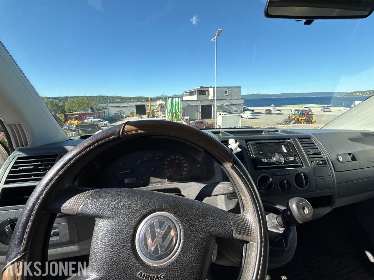2007 Volkswagen Transporter - 2.5-131 D 4MOTION - 319798km