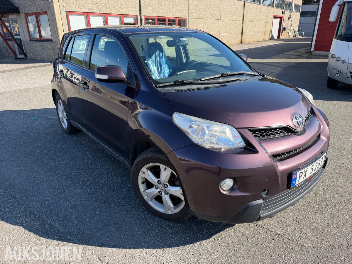 2010 Toyota URBAN CRUISER 1.4 D 90 HK 4WD HENGERFESTE S+V