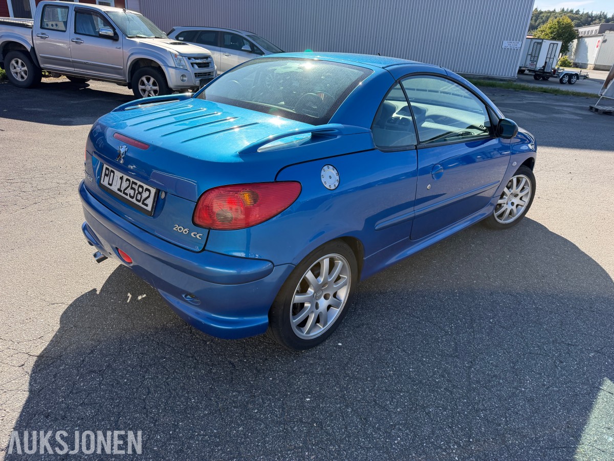 2004 Peugeot 206 CC 1.6 109 HK CABRIOLET SKINN SOMMERHJUL 