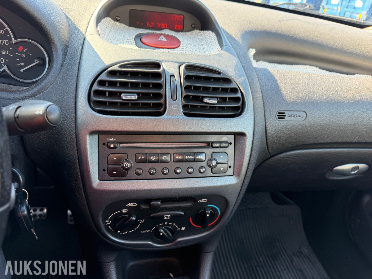2004 Peugeot 206 CC 1.6 109 HK CABRIOLET SKINN SOMMERHJUL 