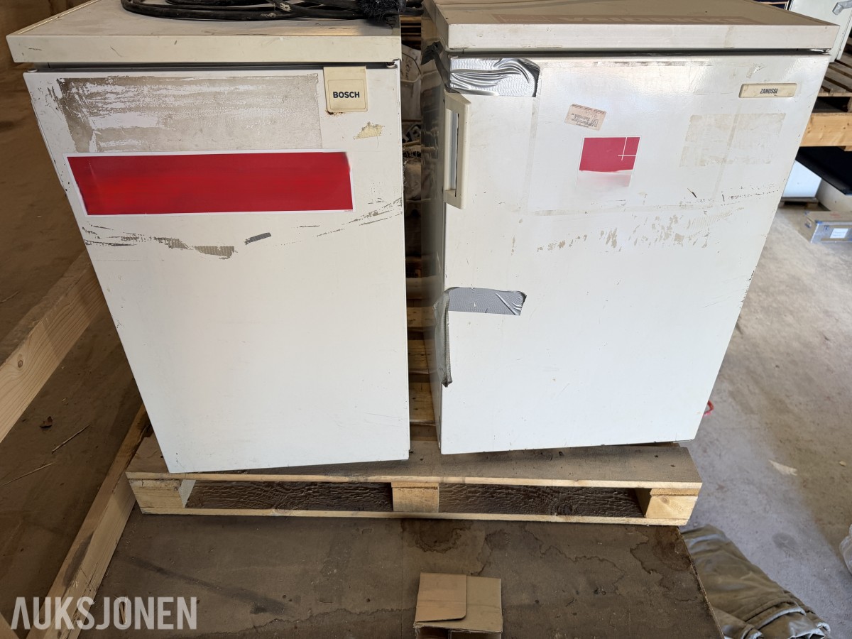 2 STK KJØLESKAP – BOSCH / ZANUSSI – KOMPAKT MODELL