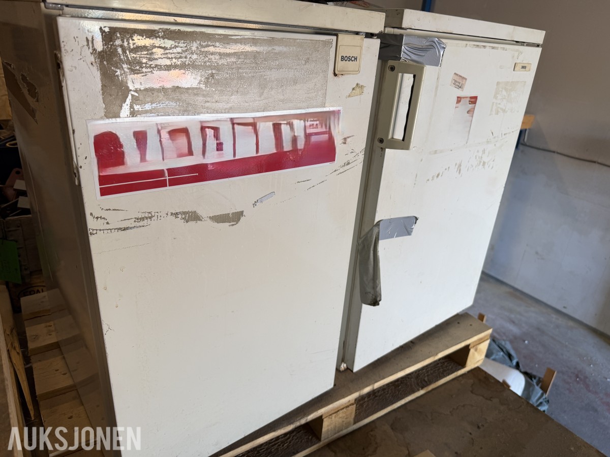 2 STK KJØLESKAP – BOSCH / ZANUSSI – KOMPAKT MODELL