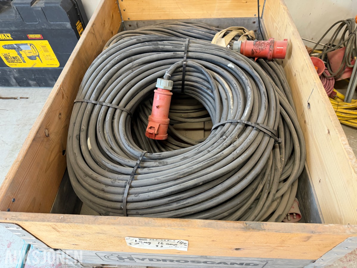 SKJØTEKABLER / INDUSTRIKABLER – 400 V / 32 A – LANGE LENGDER