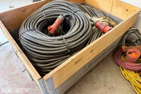 SKJØTEKABLER / INDUSTRIKABLER – 400 V / 32 A – LANGE LENGDER