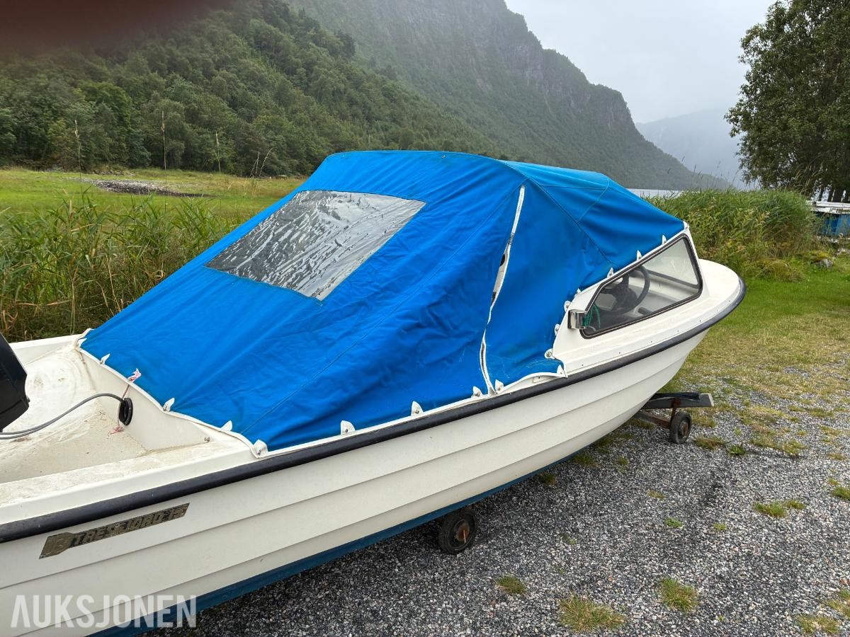 1989 Tresfjord 15 fot Mercury 15 HK