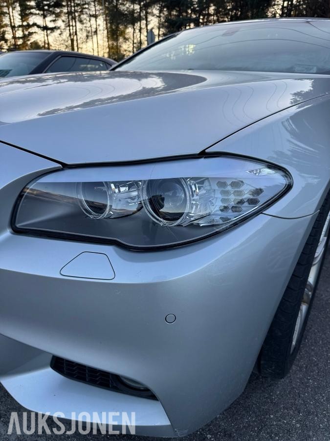 2011 BMW 520d Touring M-Sport, Automat - Reparasjonsobjekt