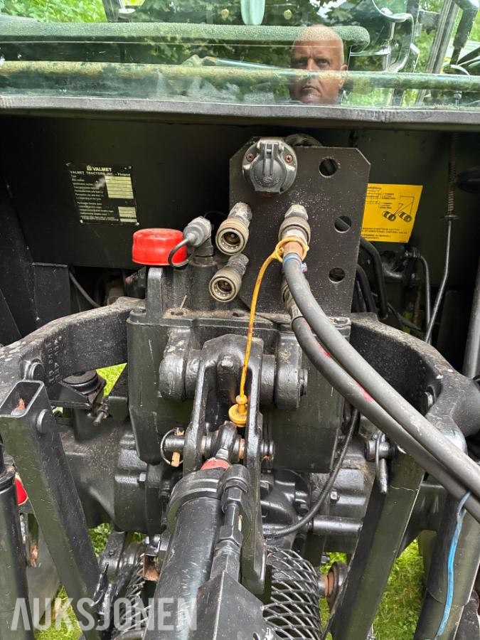 1993 VALMET 665 S 80HK 4WD 6498 timer - mva fri