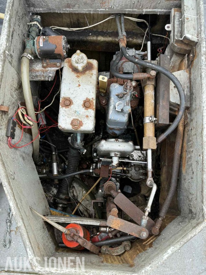 20 fot sjark med Saab motor