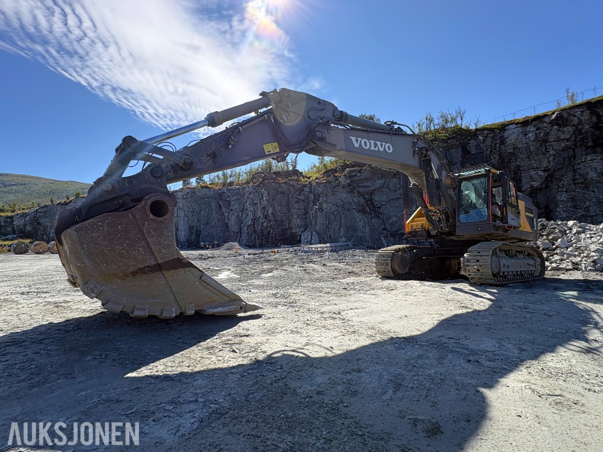 2017 Volvo EC480EL Beltegraver, KM3 HK-feste, 3000 l graveskuffe, sentralsmøring, 11 792 timer - nylig sertifisert