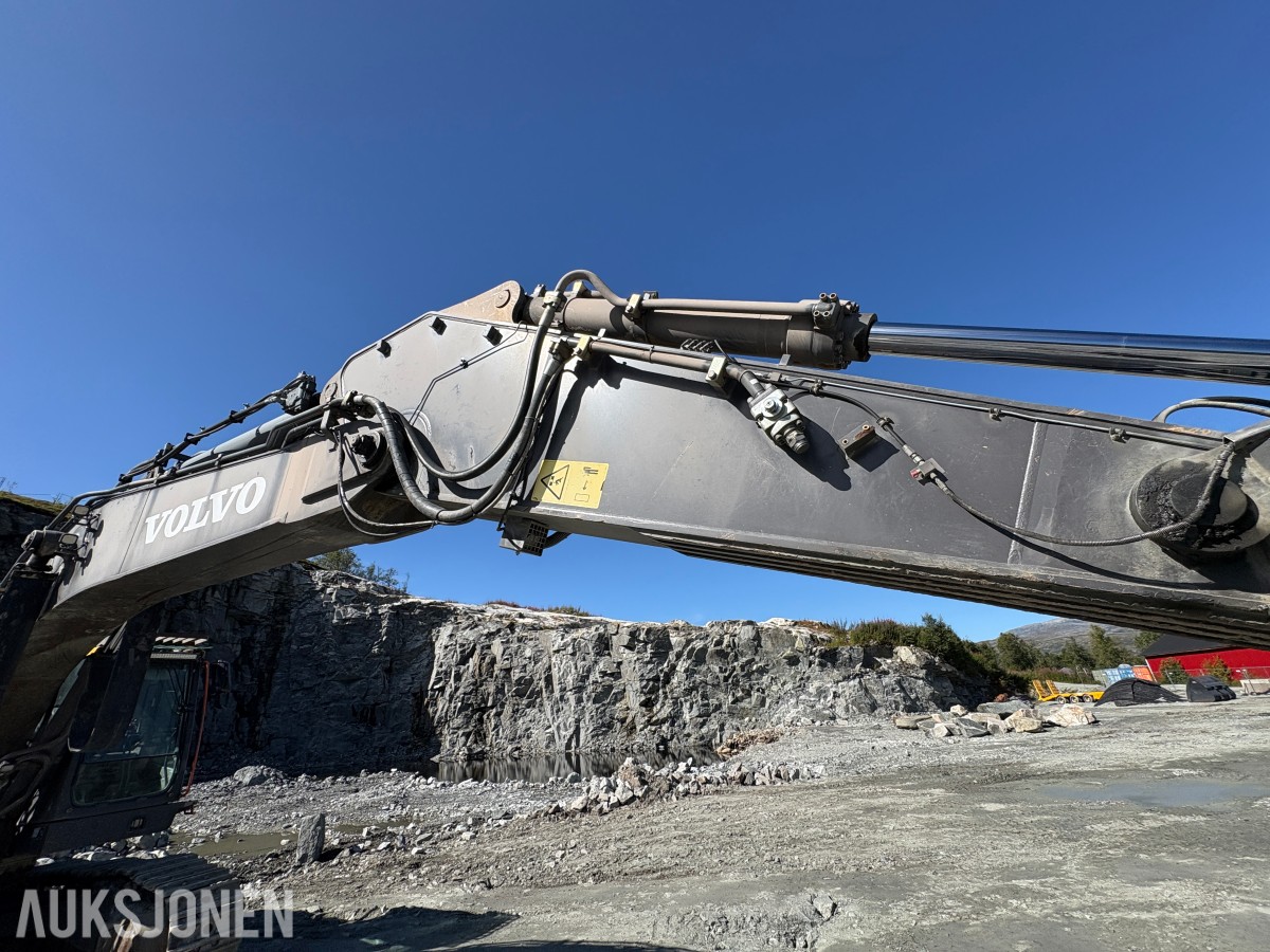 2017 Volvo EC480EL Beltegraver, KM3 HK-feste, 3000 l graveskuffe, sentralsmøring, 11 792 timer - nylig sertifisert
