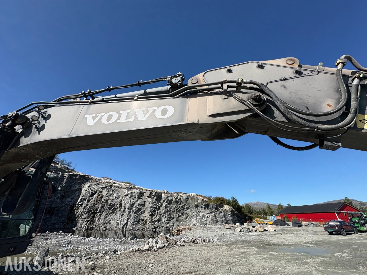 2017 Volvo EC480EL Beltegraver, KM3 HK-feste, 3000 l graveskuffe, sentralsmøring, 11 792 timer - nylig sertifisert