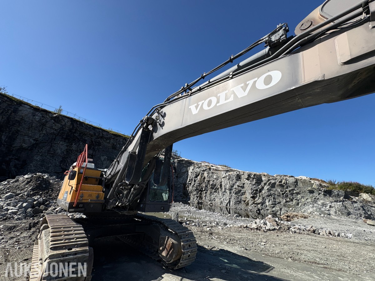 2017 Volvo EC480EL Beltegraver, KM3 HK-feste, 3000 l graveskuffe, sentralsmøring, 11 792 timer - nylig sertifisert