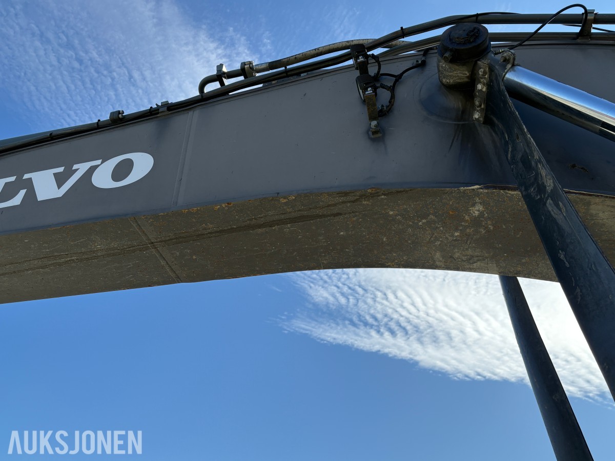 2017 Volvo EC480EL Beltegraver, KM3 HK-feste, 3000 l graveskuffe, sentralsmøring, 11 792 timer - nylig sertifisert