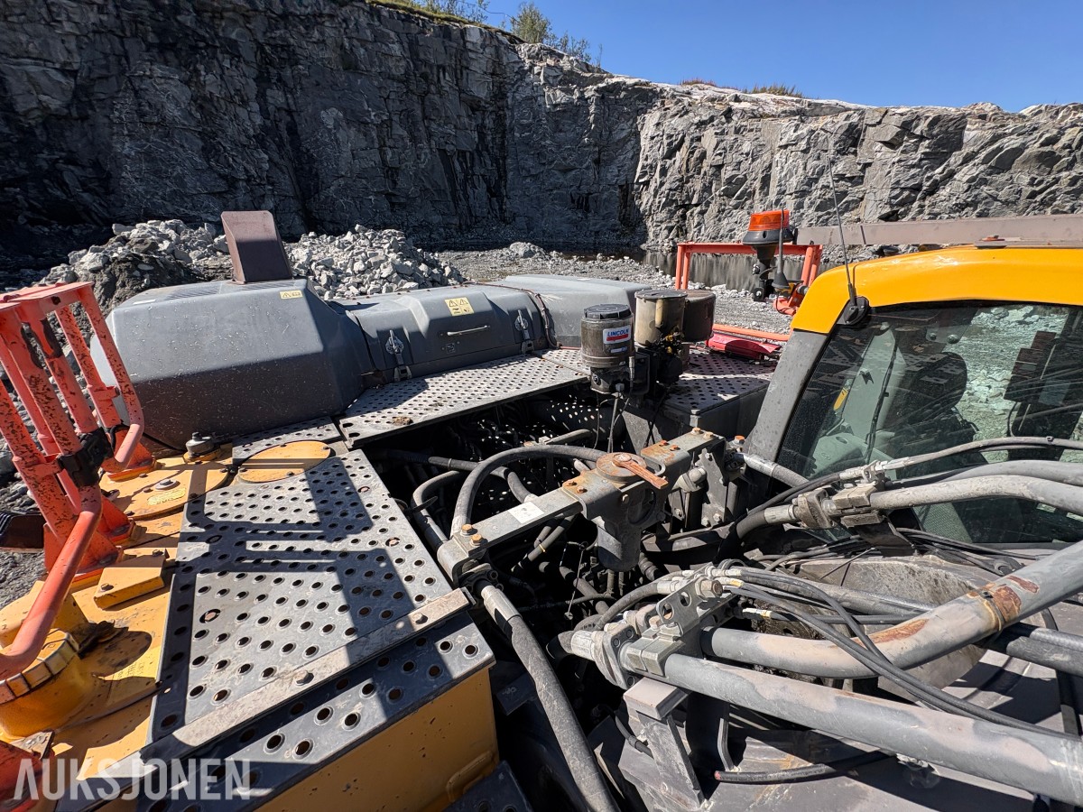 2017 Volvo EC480EL Beltegraver, KM3 HK-feste, 3000 l graveskuffe, sentralsmøring, 11 792 timer - nylig sertifisert