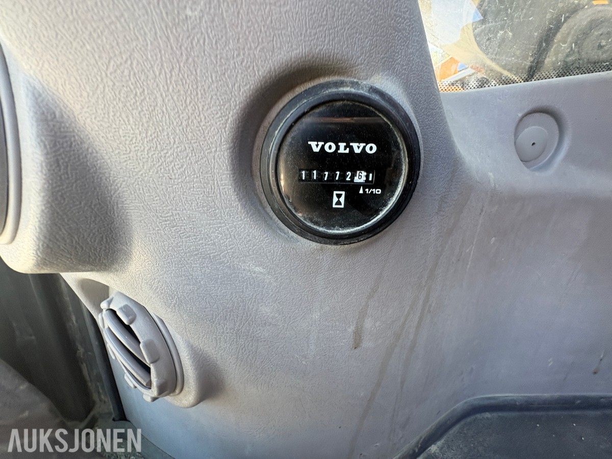 2017 Volvo EC480EL Beltegraver, KM3 HK-feste, 3000 l graveskuffe, sentralsmøring, 11 792 timer - nylig sertifisert