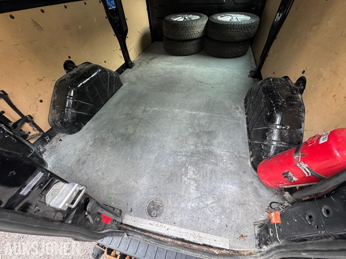 2018 Ford Transit Custom 2.0-131 D, 145768km