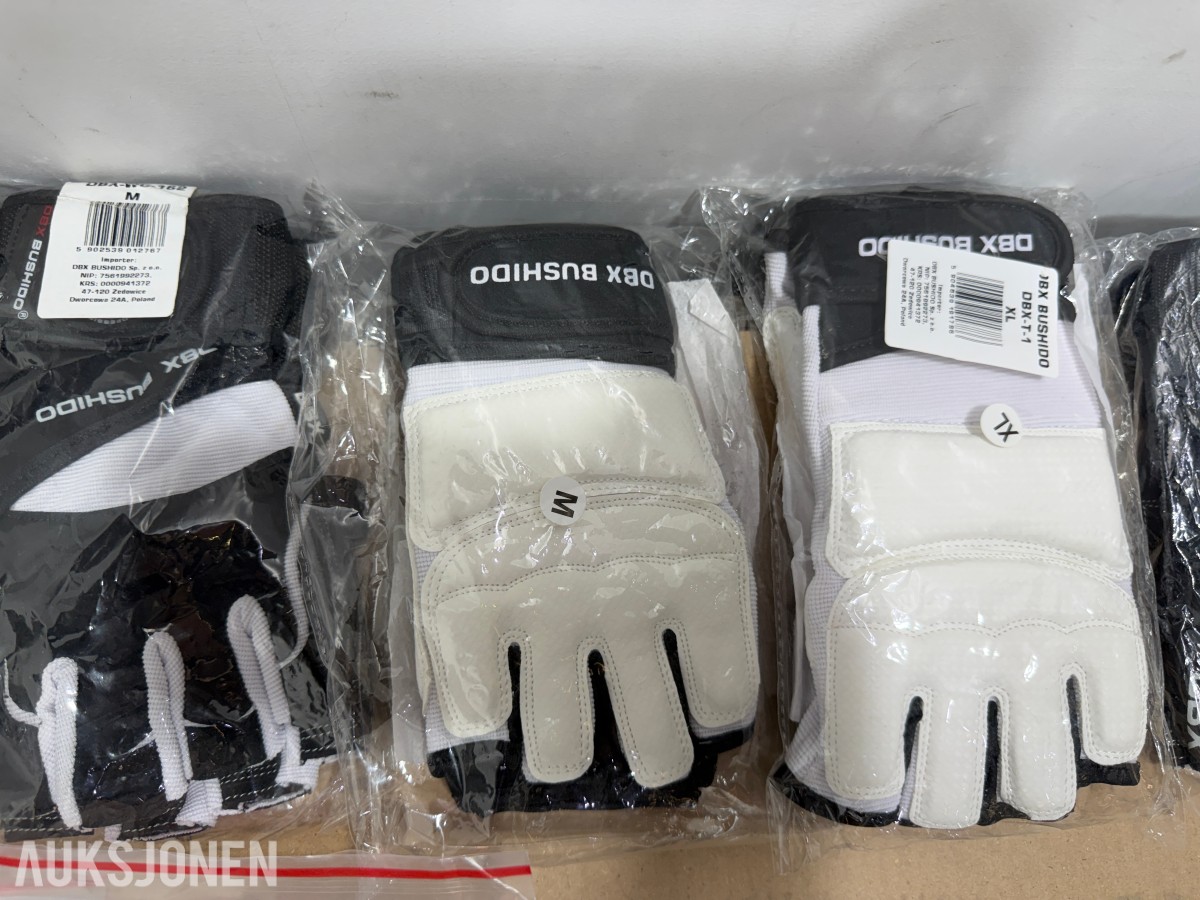 DBX Bushido treningsutstyr – MMA- og treningshansker