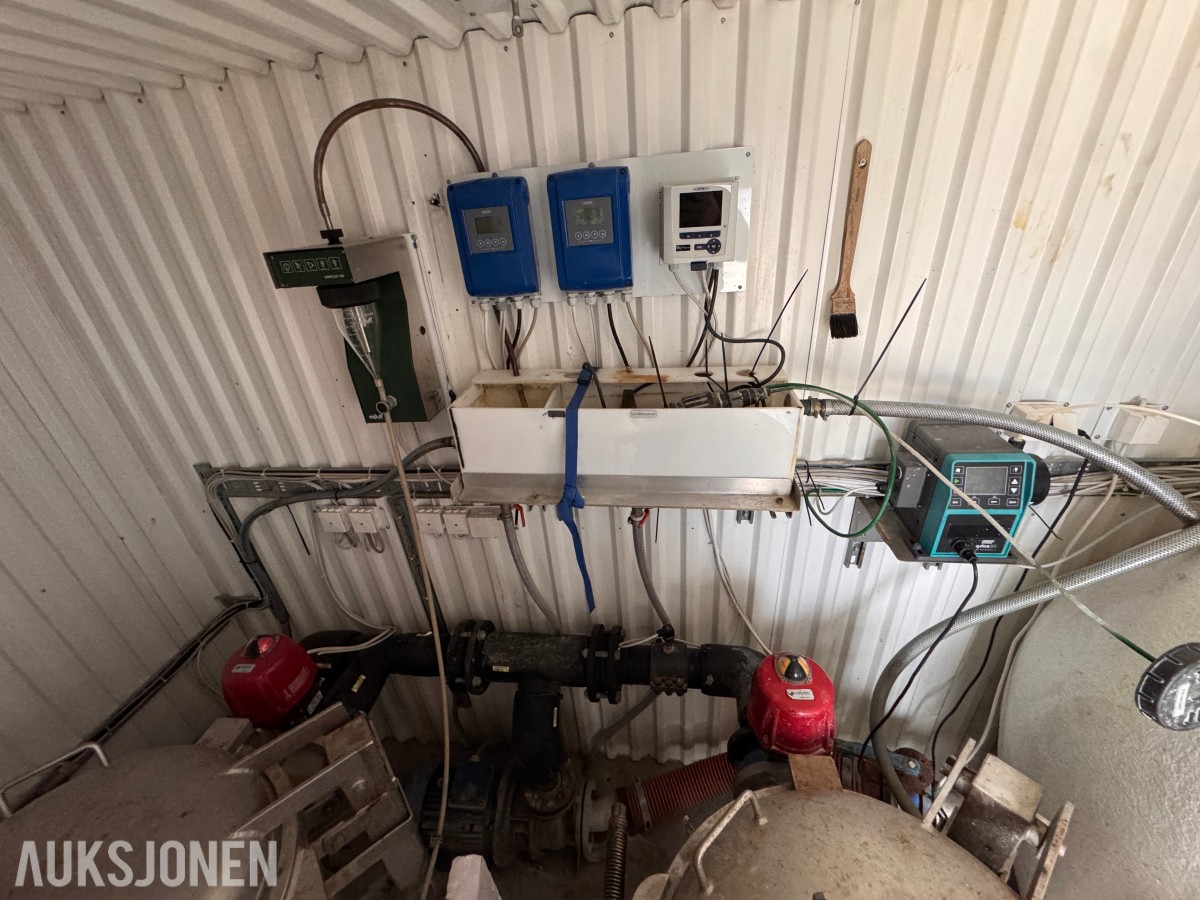 Kontrollcontainer for renseanlegg – komplett med tanker, styring og prosessutstyr