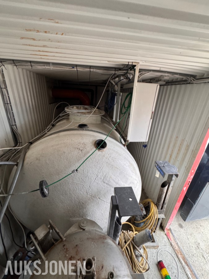 Kontrollcontainer for renseanlegg – komplett med tanker, styring og prosessutstyr