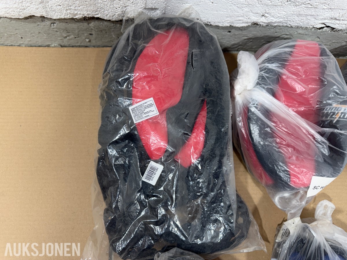 Parti med refleksballer og treningsutstyr – StormCloud / DBX Bushido