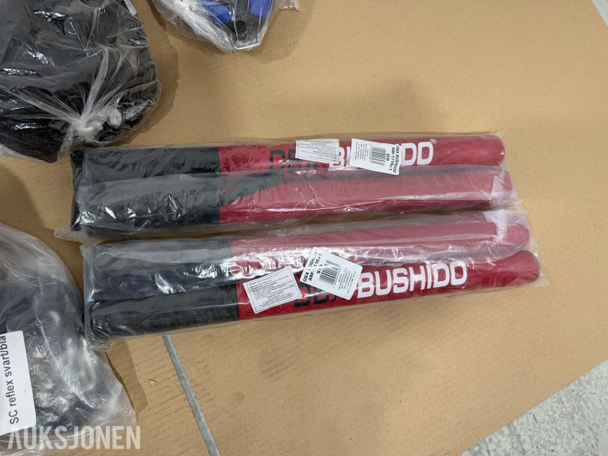 Parti med refleksballer og treningsutstyr – StormCloud / DBX Bushido