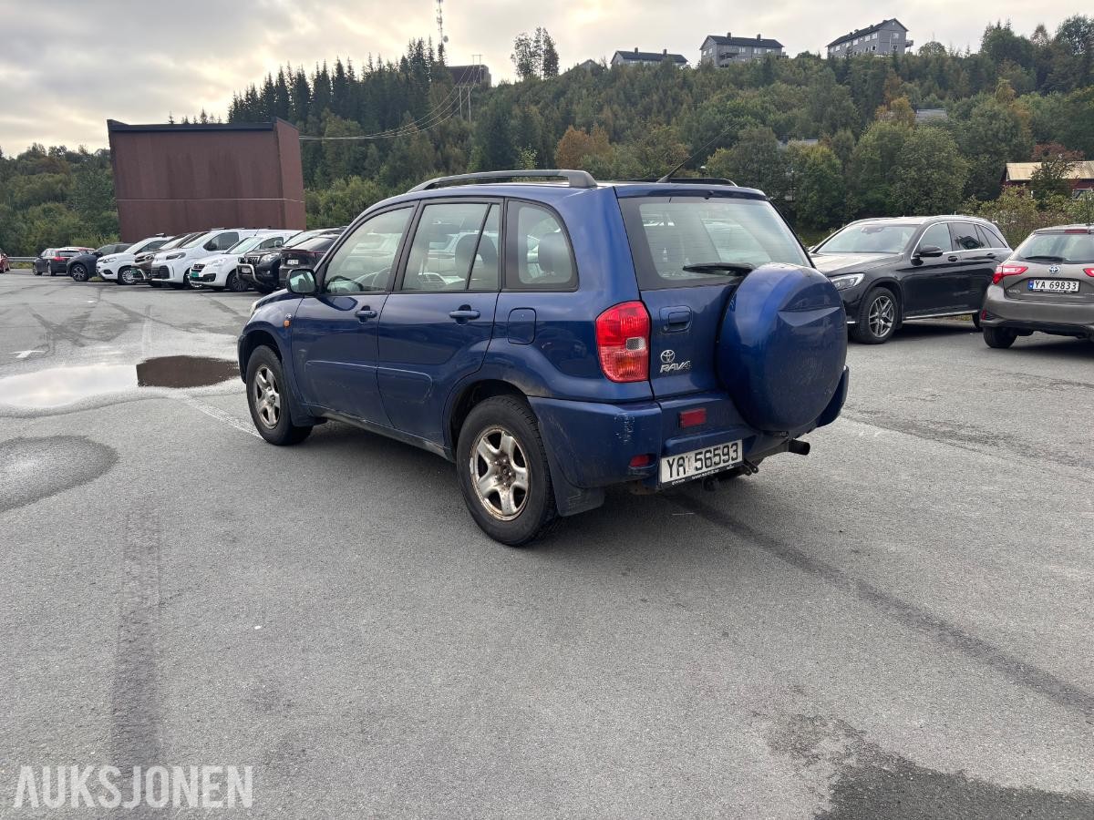 2003 Toyota RAV4 2.0 D-4D 116 HK 4WD